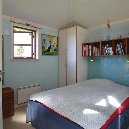 Дом отдыха Three-bedroom Holiday In Juelsminde Sonderby (Midtjylland)